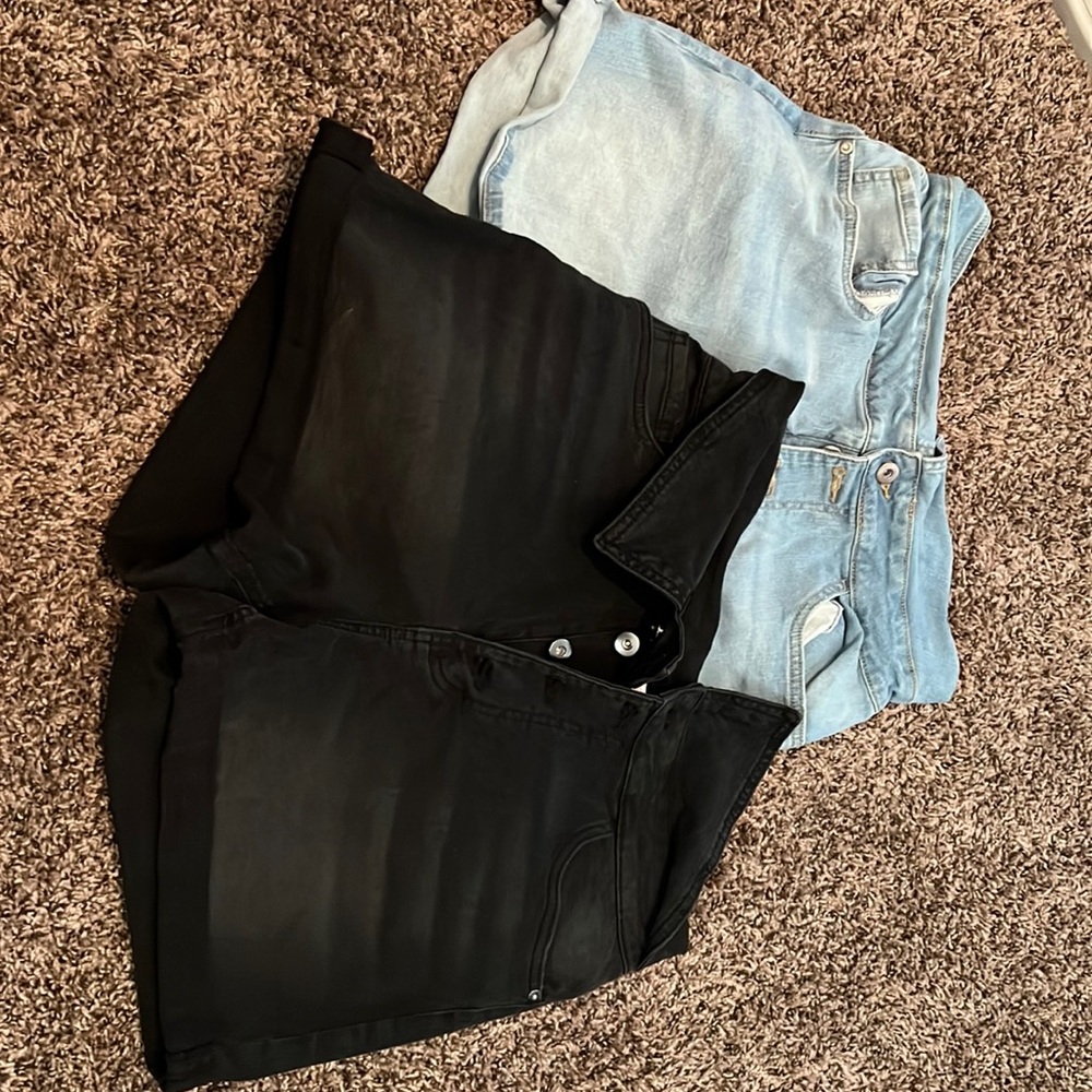 Womens shorts size 11